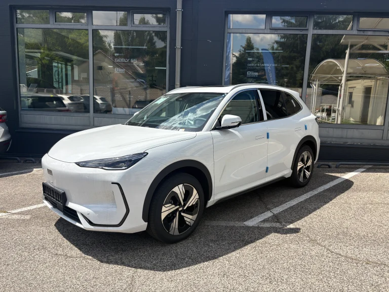GM26006 E5 MAX feher kek TESZTAUTO Mentes 2