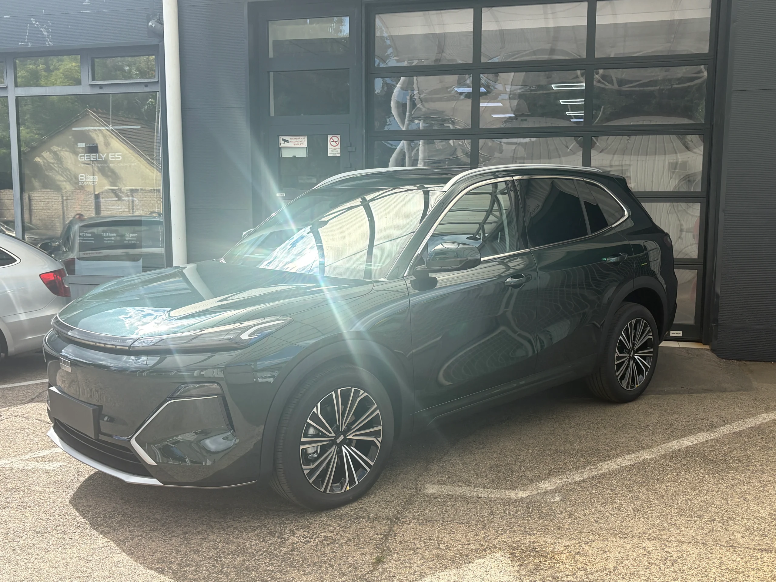 ELADÓ GEELY STARRAY EM-I MAX+ KÉSZLETRŐL - ZÖLD 3 GM26009 Starray Max zold kek raktari fekvo 2 scaled